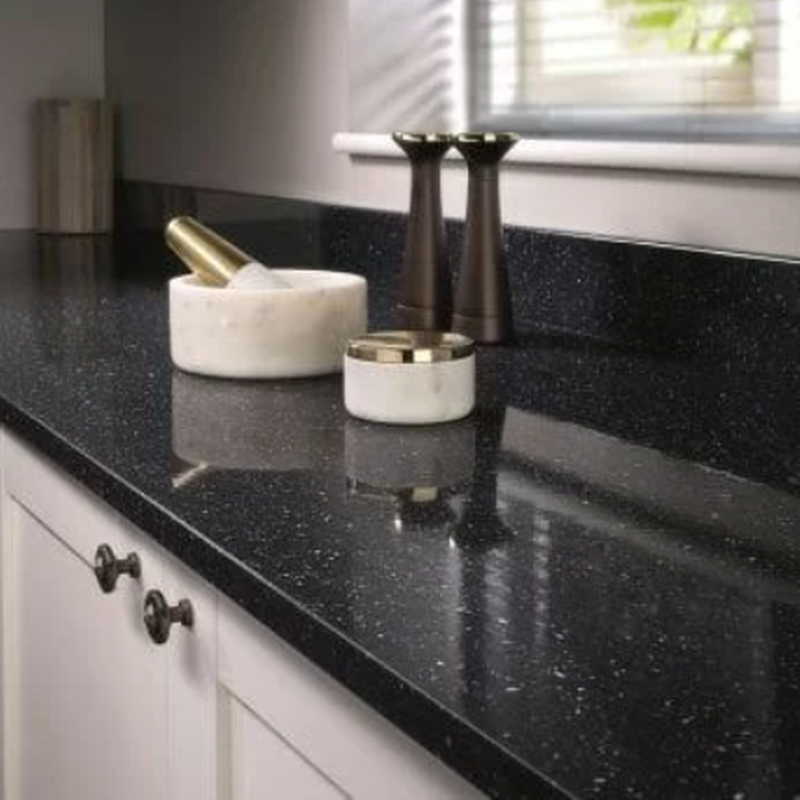 Plan de travail en granit galaxy